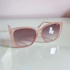 Quay Australia Sunglasses - Ever After Etched - Blush/Brown